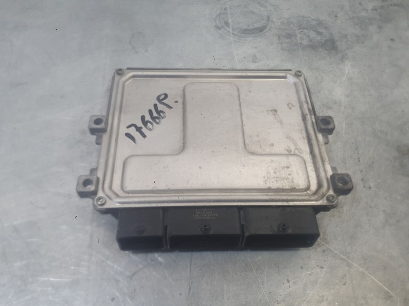 Recambio de centralita motor uce para renault clio iv (bh_) 0.9 tce 90 referencia OEM IAM 237104736R  