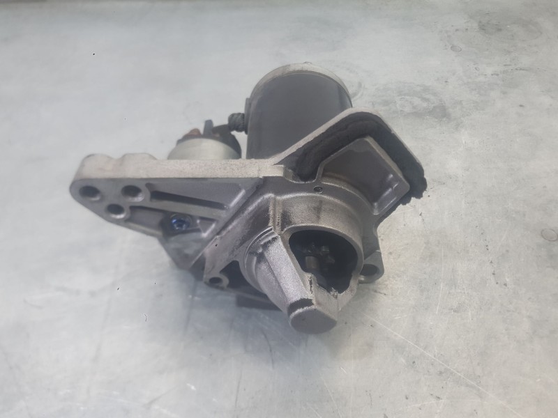 Recambio de motor arranque para renault clio iv (bh_) 0.9 tce 90 referencia OEM IAM 233003847R 233000779R 