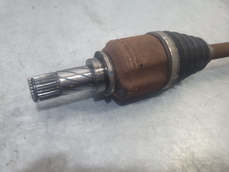 Recambio de transmision delantera izquierda para renault clio iv (bh_) 0.9 tce 90 referencia OEM IAM 391011305R 391017355R 