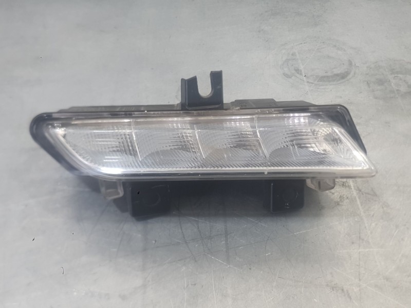Recambio de piloto delantero derecho para renault clio iv (bh_) 0.9 tce 90 referencia OEM IAM   
