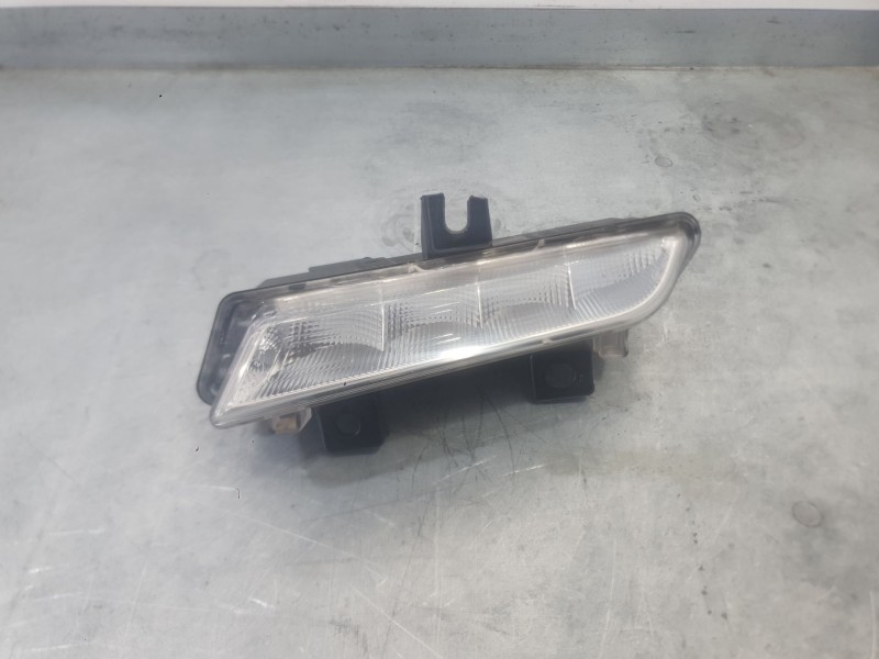 Recambio de piloto delantero izquierdo para renault clio iv (bh_) 0.9 tce 90 referencia OEM IAM   