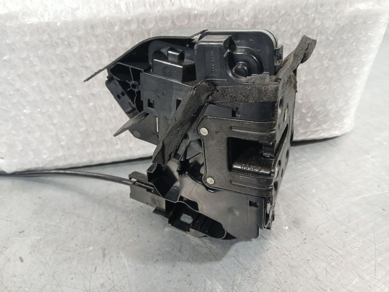 Recambio de cerradura puerta delantera derecha para renault talisman (lp_) 1.6 dci 130 referencia OEM IAM 805023720R  