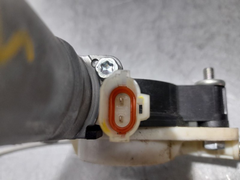 Recambio de elevalunas trasero izquierdo para hyundai i20 classic referencia OEM IAM SIN REF 2 PINS ELECTRICO 2 PINES