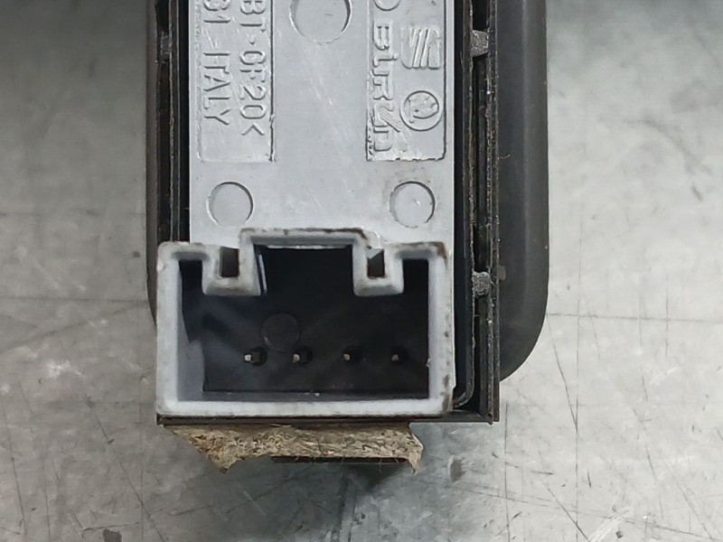 Recambio de mando elevalunas trasero izquierdo para volkswagen golf plus v (5m1, 521) 1.2 tsi referencia OEM IAM 7L6959855CREH  