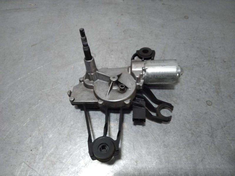 Recambio de motor limpia trasero para peugeot partner (s2) combi plus referencia OEM IAM 9647455580 390023423 BOSCH