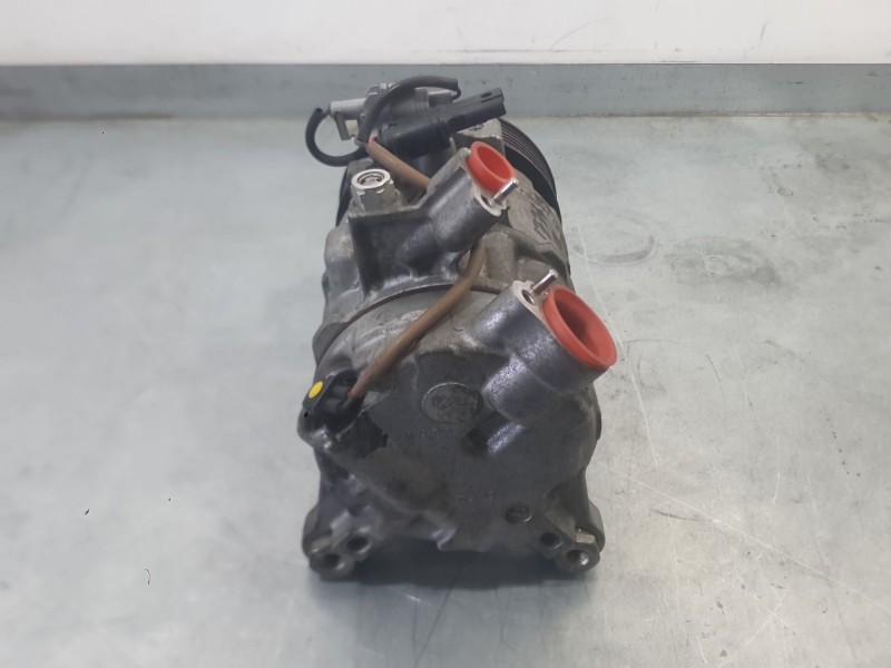 Recambio de compresor aire acondicionado para bmw x1 (e84) sdrive 18 d referencia OEM IAM 64526987862  