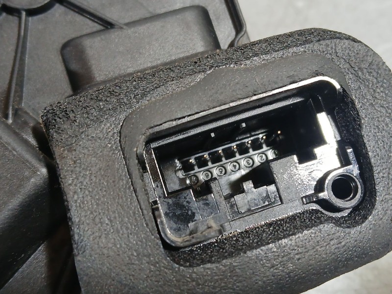 Recambio de cerradura puerta delantera izquierda para volkswagen golf plus v (5m1, 521) 1.2 tsi referencia OEM IAM 5K1837015H  