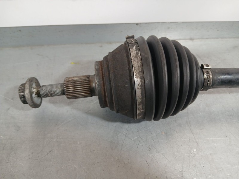 Recambio de transmision delantera izquierda para volkswagen golf plus v (5m1, 521) 1.2 tsi referencia OEM IAM 1K0407271LA  