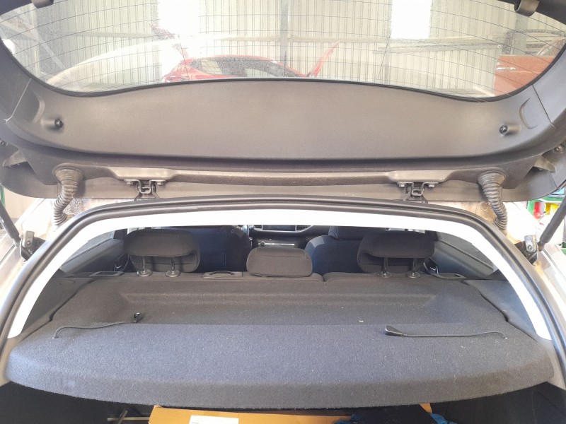 Recambio de bandeja trasera para peugeot 308 ii (lb_, lp_, lw_, lh_, l3_) 1.6 bluehdi 120 referencia OEM IAM 96776417ZD  