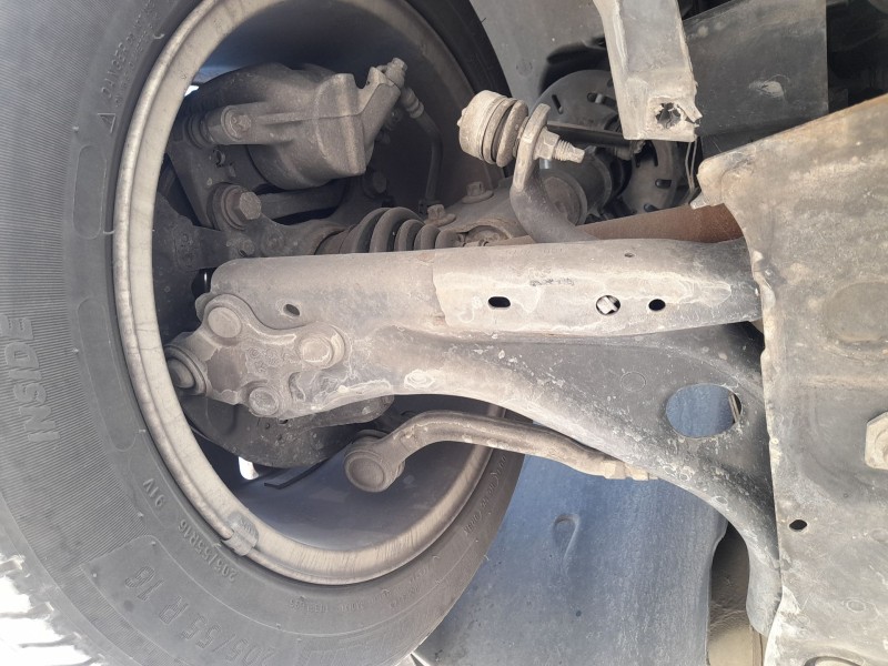 Recambio de brazo suspension inferior delantero derecho para peugeot 308 ii (lb_, lp_, lw_, lh_, l3_) 1.6 bluehdi 120 referencia