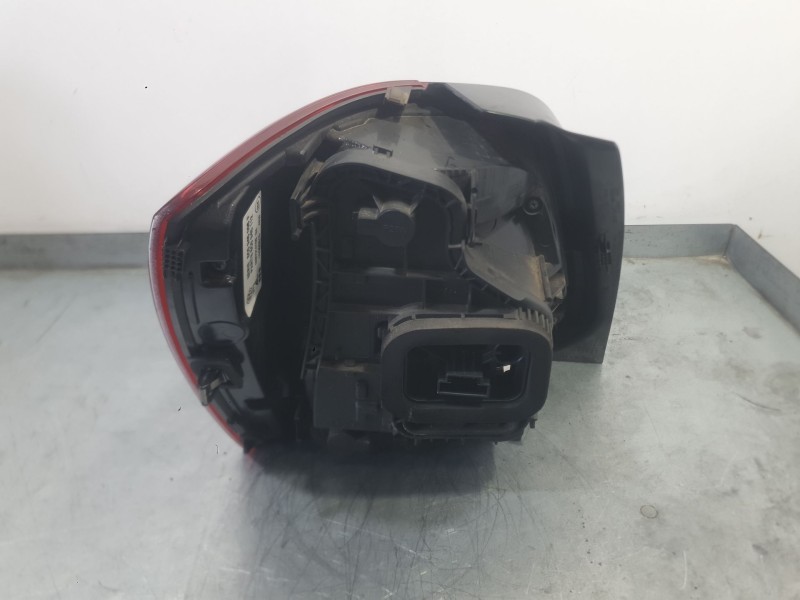 Recambio de piloto trasero derecho para volkswagen polo (6c1) edition bmt referencia OEM IAM 6C0945096K  