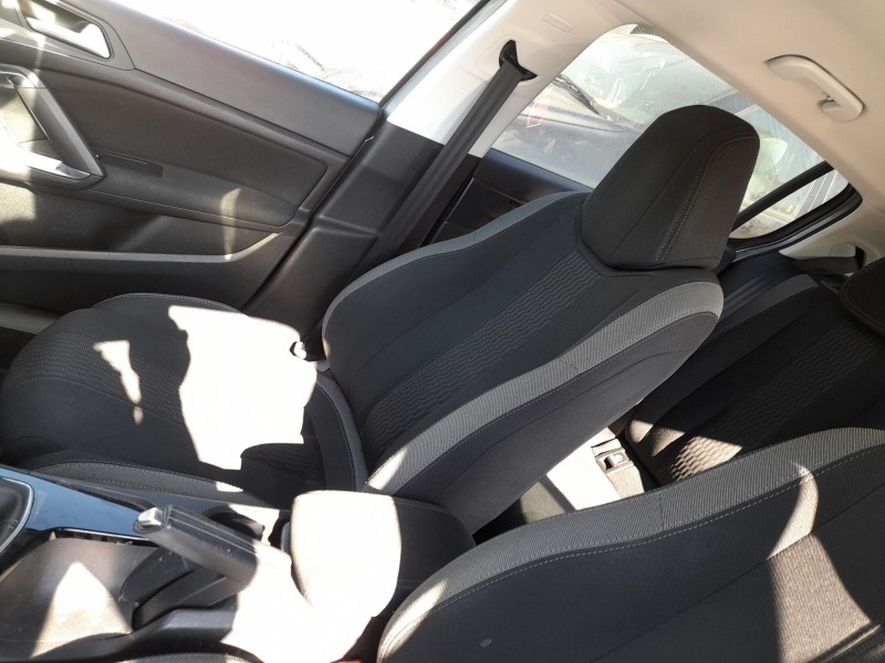 Recambio de asiento delantero derecho para peugeot 308 ii (lb_, lp_, lw_, lh_, l3_) 1.6 bluehdi 120 referencia OEM IAM   