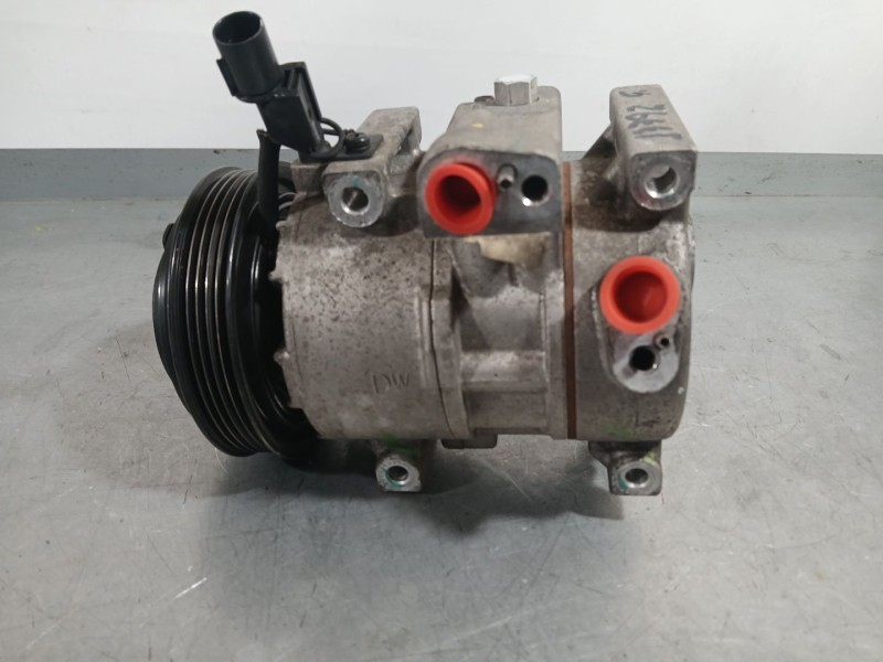 Recambio de compresor aire acondicionado para hyundai i20 i (pb, pbt) 1.2 referencia OEM IAM 977011J000  
