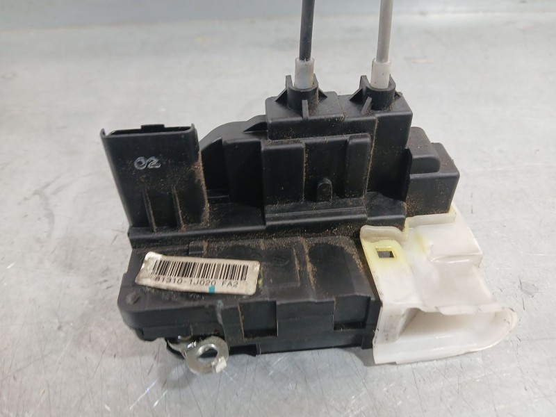 Recambio de cerradura puerta delantera izquierda para hyundai i20 i (pb, pbt) 1.2 referencia OEM IAM 813101J030  