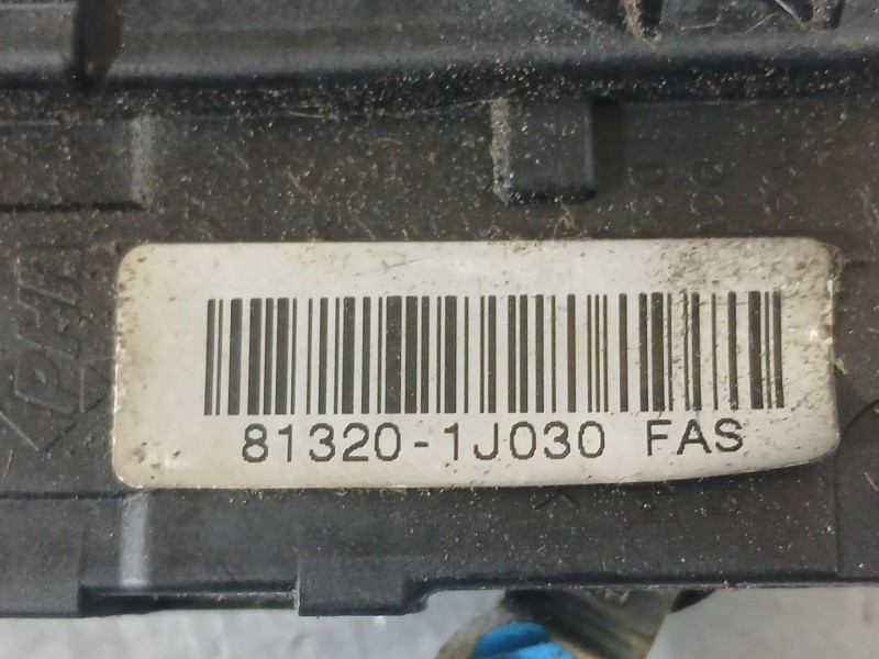 Recambio de cerradura puerta delantera derecha para hyundai i20 i (pb, pbt) 1.2 referencia OEM IAM 813201J020  