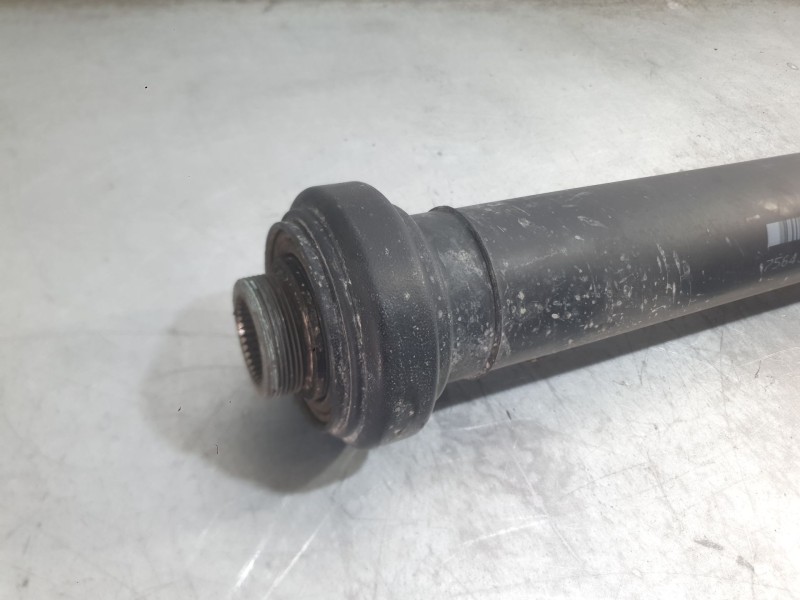 Recambio de transmision central para bmw x5 (e70) 3.0 d referencia OEM IAM 26107564396 TRASERA 