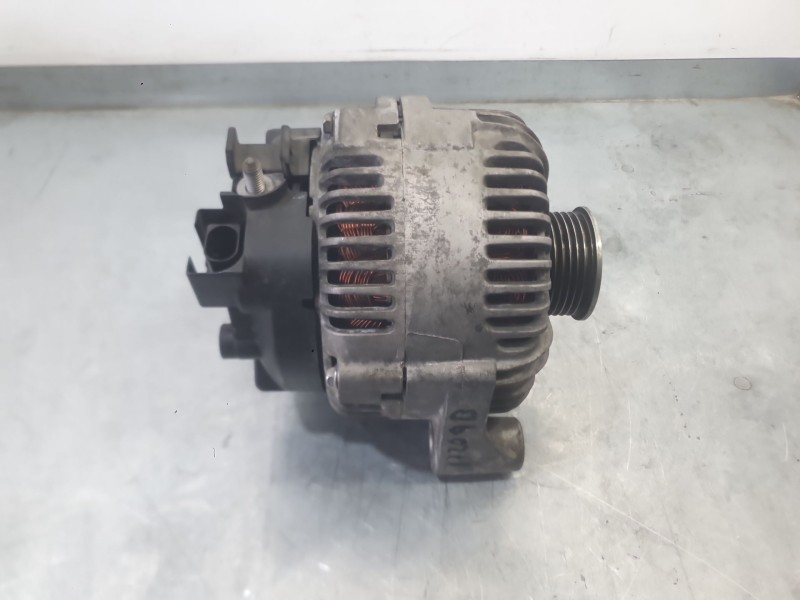 Recambio de alternador para bmw x5 (e70) 3.0 d referencia OEM IAM 12317801173  