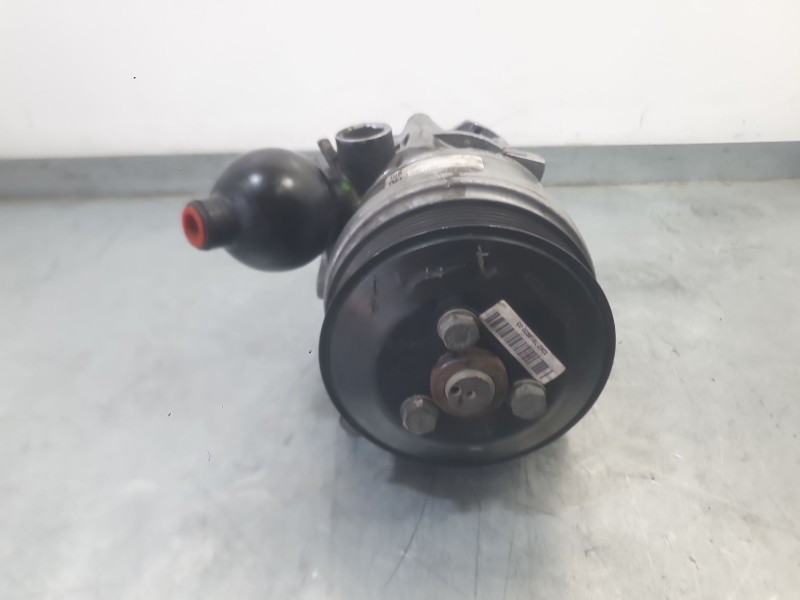 Recambio de bomba direccion para bmw x5 (e70) 3.0 d referencia OEM IAM   
