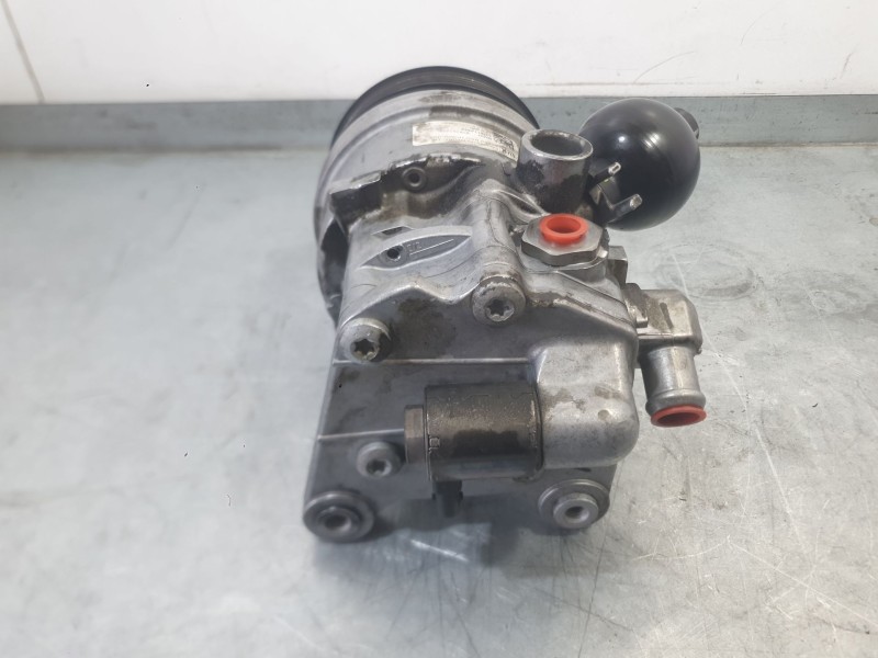 Recambio de bomba direccion para bmw x5 (e70) 3.0 d referencia OEM IAM   