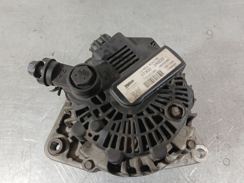 Recambio de alternador para hyundai i30 (fd) 1.6 crdi referencia OEM IAM 373002A500  