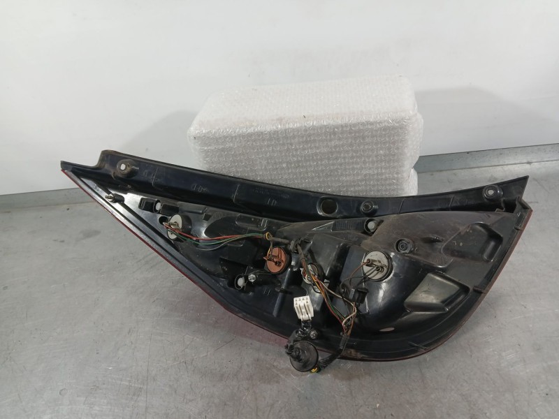 Recambio de piloto trasero derecho para hyundai i30 (fd) 1.6 crdi referencia OEM IAM 924022R000  