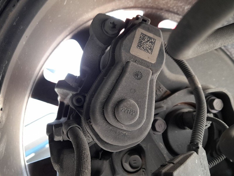 Recambio de pinza freno trasera derecha para toyota yaris (_p21_, _pa1_, _ph1_) 1.5 hybrid (mxph11) referencia OEM IAM 47830K001