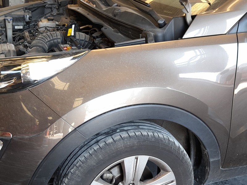 Recambio de aleta delantera izquierda para kia sportage iii (sl) 2.0 crdi referencia OEM IAM 663113W000  