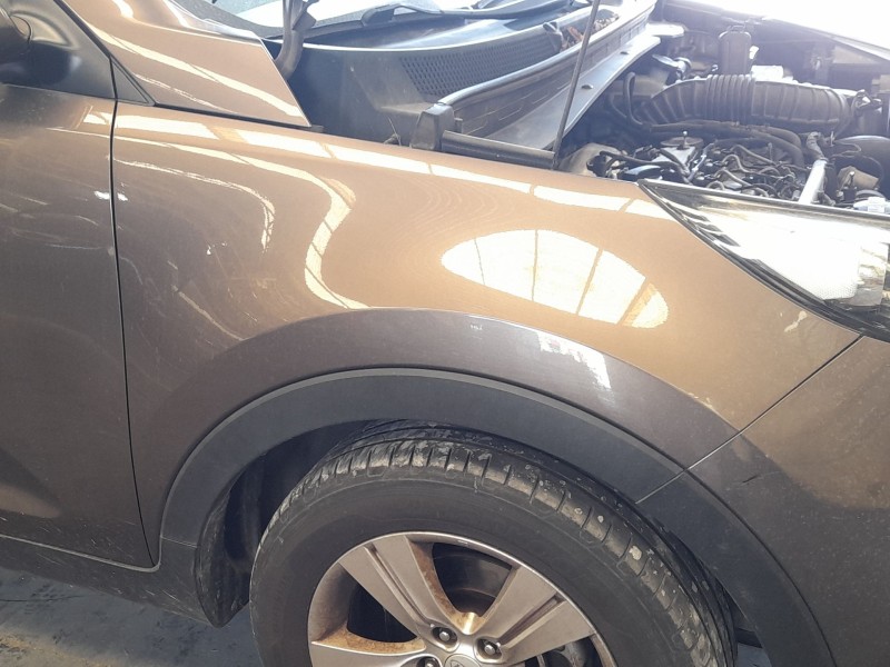 Recambio de aleta delantera derecha para kia sportage iii (sl) 2.0 crdi referencia OEM IAM 663213W000  