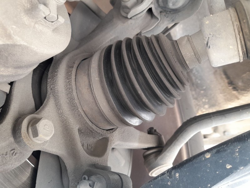 Recambio de transmision delantera derecha para kia sportage iii (sl) 2.0 crdi referencia OEM IAM 495012Y101SJ  