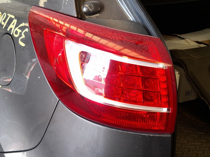 Recambio de piloto trasero izquierdo exterior para kia sportage iii (sl) 2.0 crdi referencia OEM IAM 924013W010  