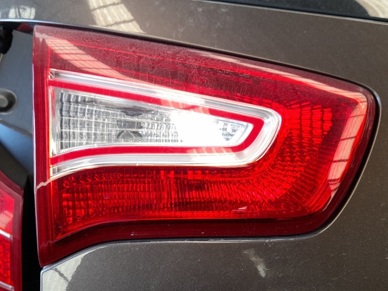 Recambio de piloto trasero izquierdo interior para kia sportage iii (sl) 2.0 crdi referencia OEM IAM 924053W010  