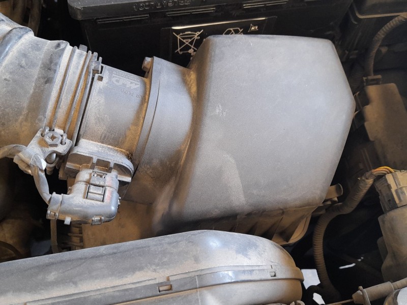Recambio de carcasa filtro aire para kia sportage iii (sl) 2.0 crdi referencia OEM IAM 281102S000  