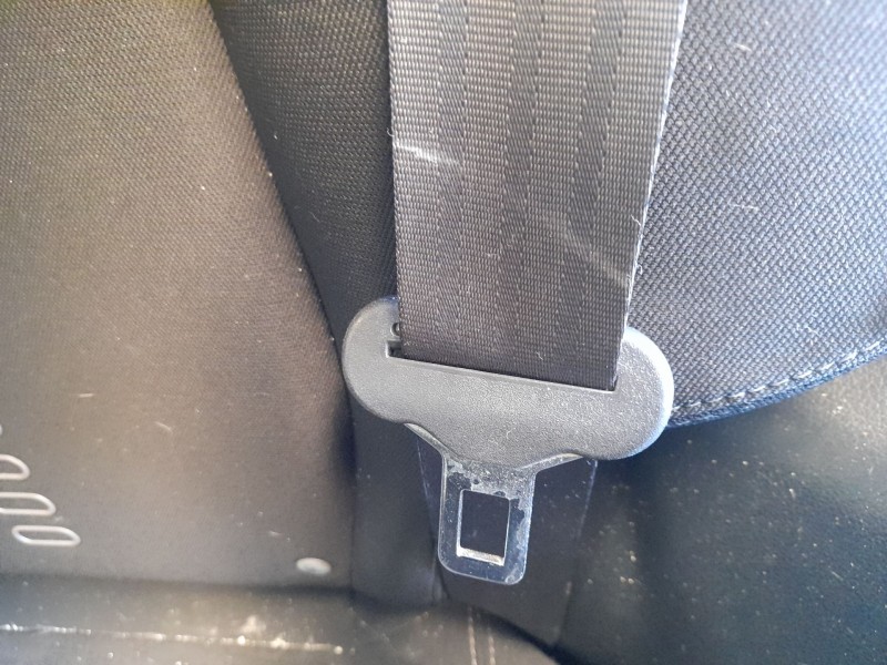 Recambio de cinturon seguridad trasero izquierdo para kia sportage iii (sl) 2.0 crdi referencia OEM IAM 898103U200GAH  