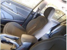 Recambio de asiento delantero derecho para kia sportage iii (sl) 2.0 crdi referencia OEM IAM   