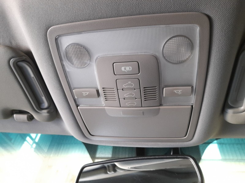 Recambio de luz interior para kia sportage iii (sl) 2.0 crdi referencia OEM IAM 928003U010ED  