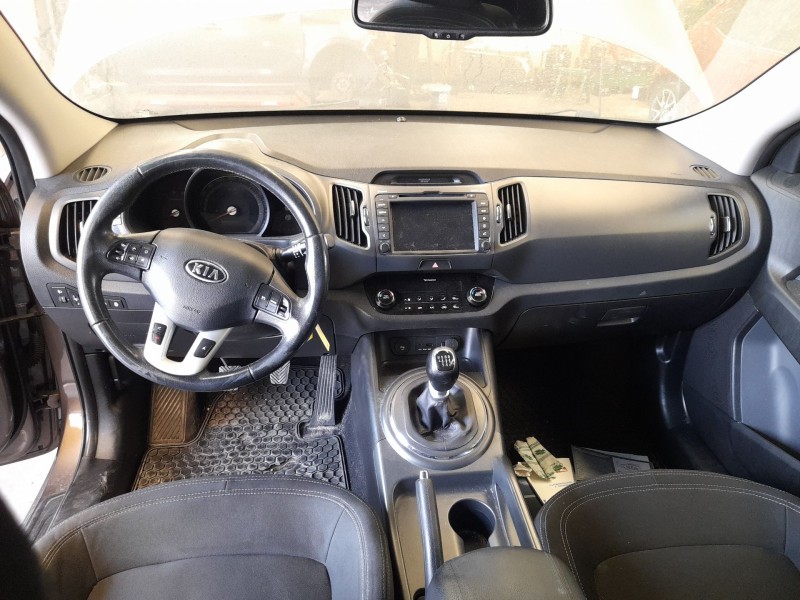 Recambio de kit airbag para kia sportage iii (sl) 2.0 crdi referencia OEM IAM 569003U100EQ  569003U100EQ CONDUCTOR 845303U000 AC