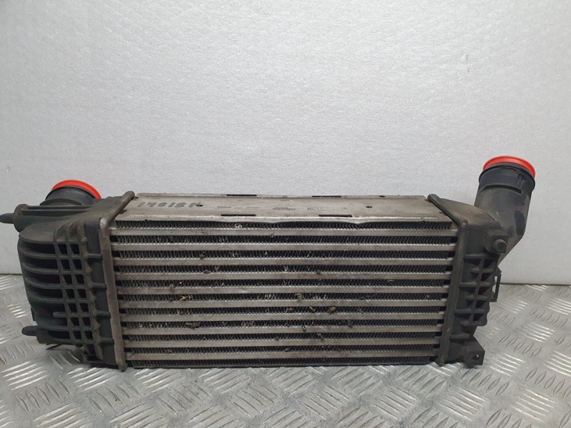 Recambio de intercooler para peugeot 407 sport referencia OEM IAM 9657073480 992506V VALEO