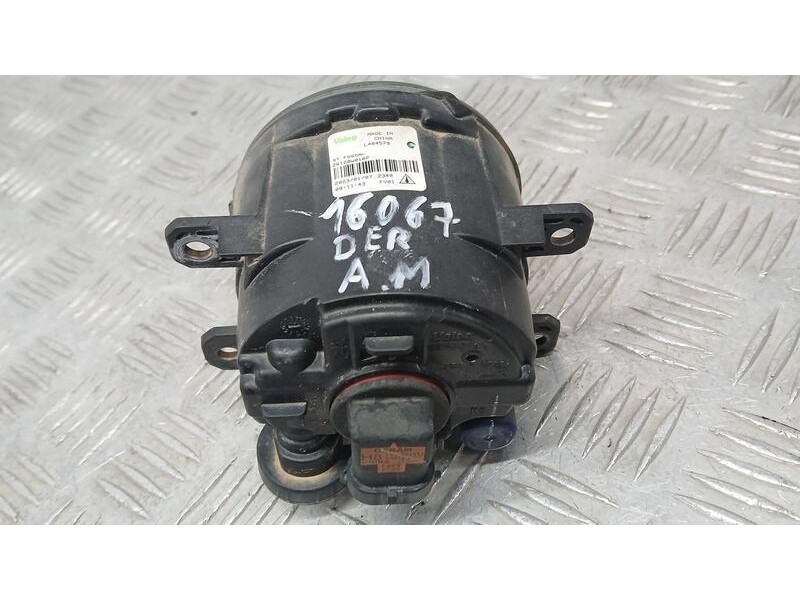 Recambio de faro antiniebla derecho para mitsubishi space star (a00) motion referencia OEM IAM 26120W010P VALEO L484579
