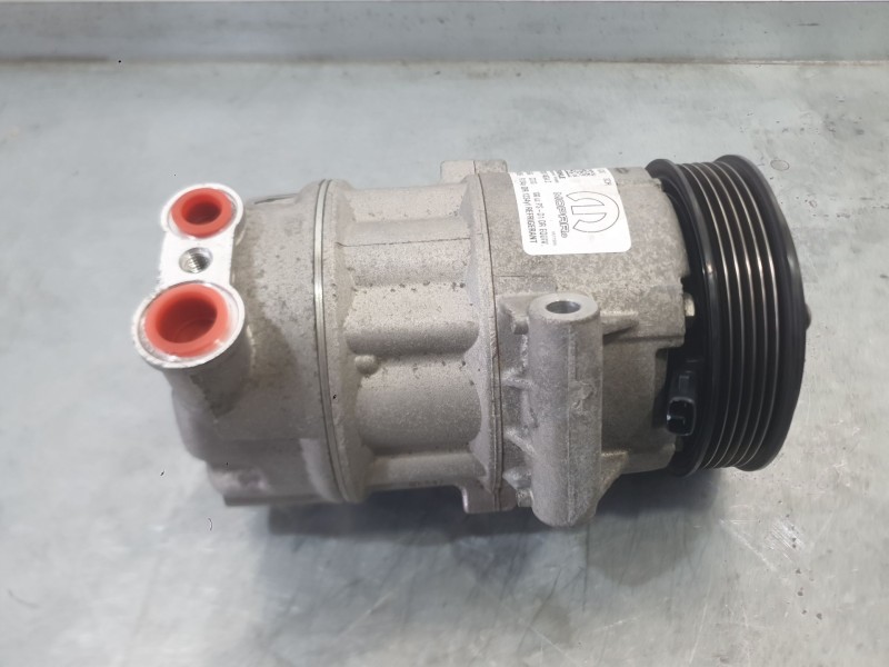 Recambio de compresor aire acondicionado para fiat tipo station wagon (356_, 357_) 1.3 d (356wxh1a) referencia OEM IAM 52216790 