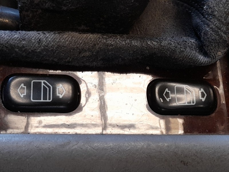 Recambio de mando elevalunas delantero derecho para mercedes-benz clase m (w163) ml 270 cdi (163.113) referencia OEM IAM A163820