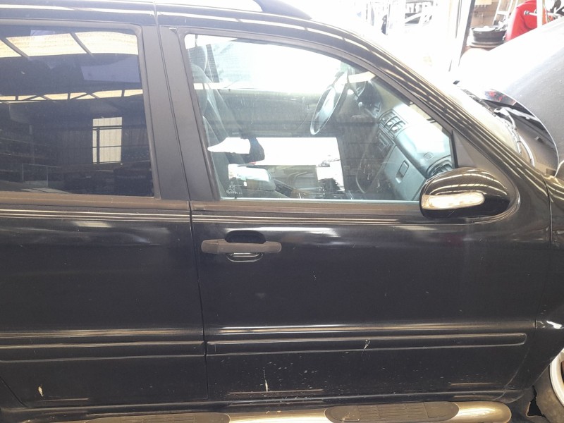 Recambio de puerta delantera derecha para mercedes-benz clase m (w163) ml 270 cdi (163.113) referencia OEM IAM A1637201605  