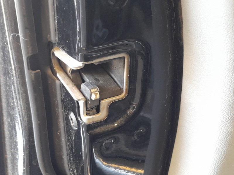 Recambio de cerradura puerta delantera izquierda para mercedes-benz clase m (w163) ml 270 cdi (163.113) referencia OEM IAM A1637