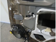 ELEVALUNAS TRASERO DERECHO 827209091R 