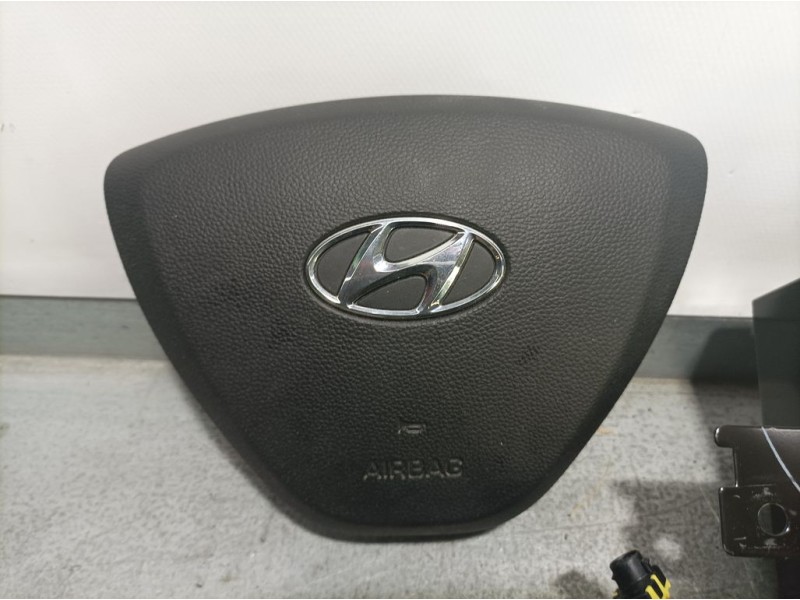 Recambio de kit airbag para hyundai i20 classic referencia OEM IAM 56900C8000  CON PRETENSORES