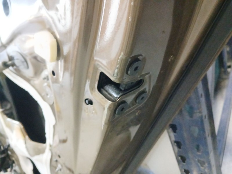 Recambio de cerradura puerta trasera derecha para renault megane iv hatchback (b9a/m/n_) 1.2 tce 100 (b9ms) referencia OEM IAM 8