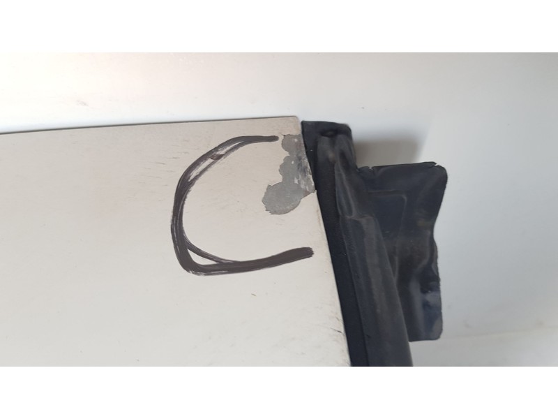 Recambio de puerta trasera izquierda carga para ford tourneo connect 1.8 tdci referencia OEM IAM 4393578  