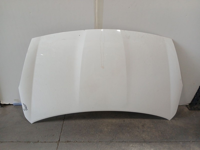 Recambio de capot para hyundai i20 i (pb, pbt) 1.2 referencia OEM IAM 664001J000  