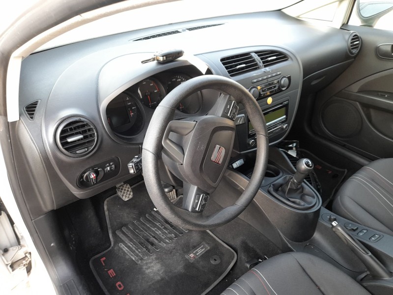 seat leon (1p1) del año 2012