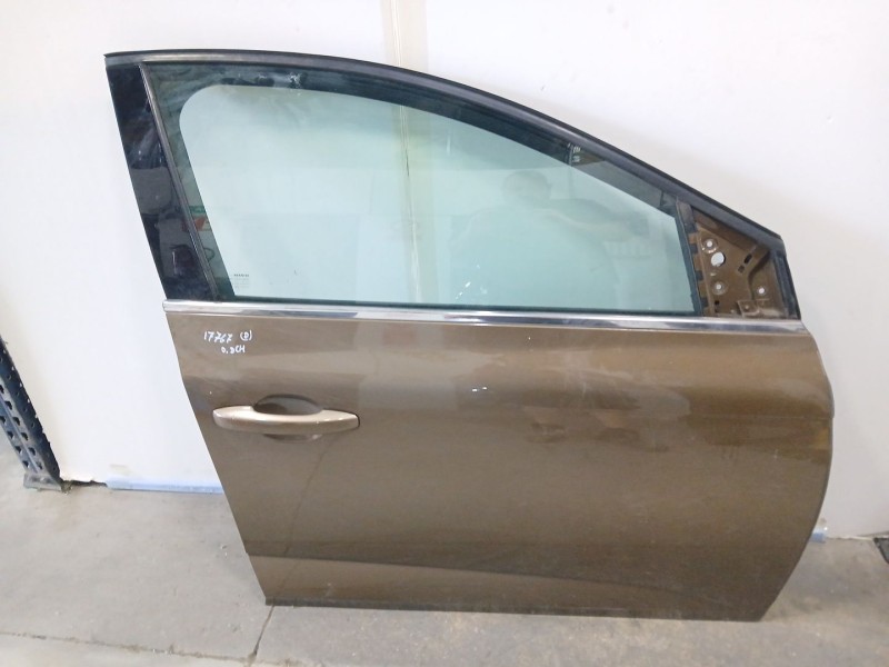Recambio de puerta delantera derecha para renault megane iv hatchback (b9a/m/n_) 1.2 tce 100 (b9ms) referencia OEM IAM 801008493