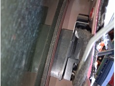 CERRADURA PUERTA DELANTERA DERECHA 805026816R 